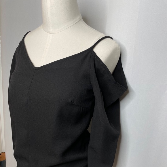 NR DESIGNS CUT OUT SHOULDER BLOUSE - Picture 2 of 5